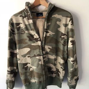 Zip-up Camo Jacket